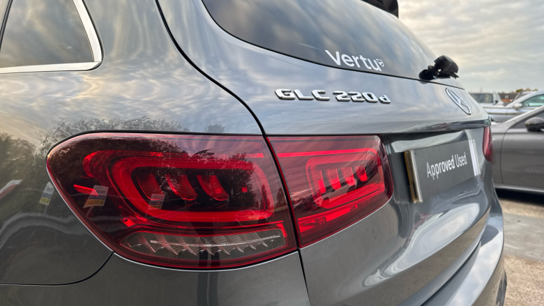 Mercedes-Benz GLC 220d 4Matic AMG Line Premium 5dr 9G-Tronic Diesel Estate